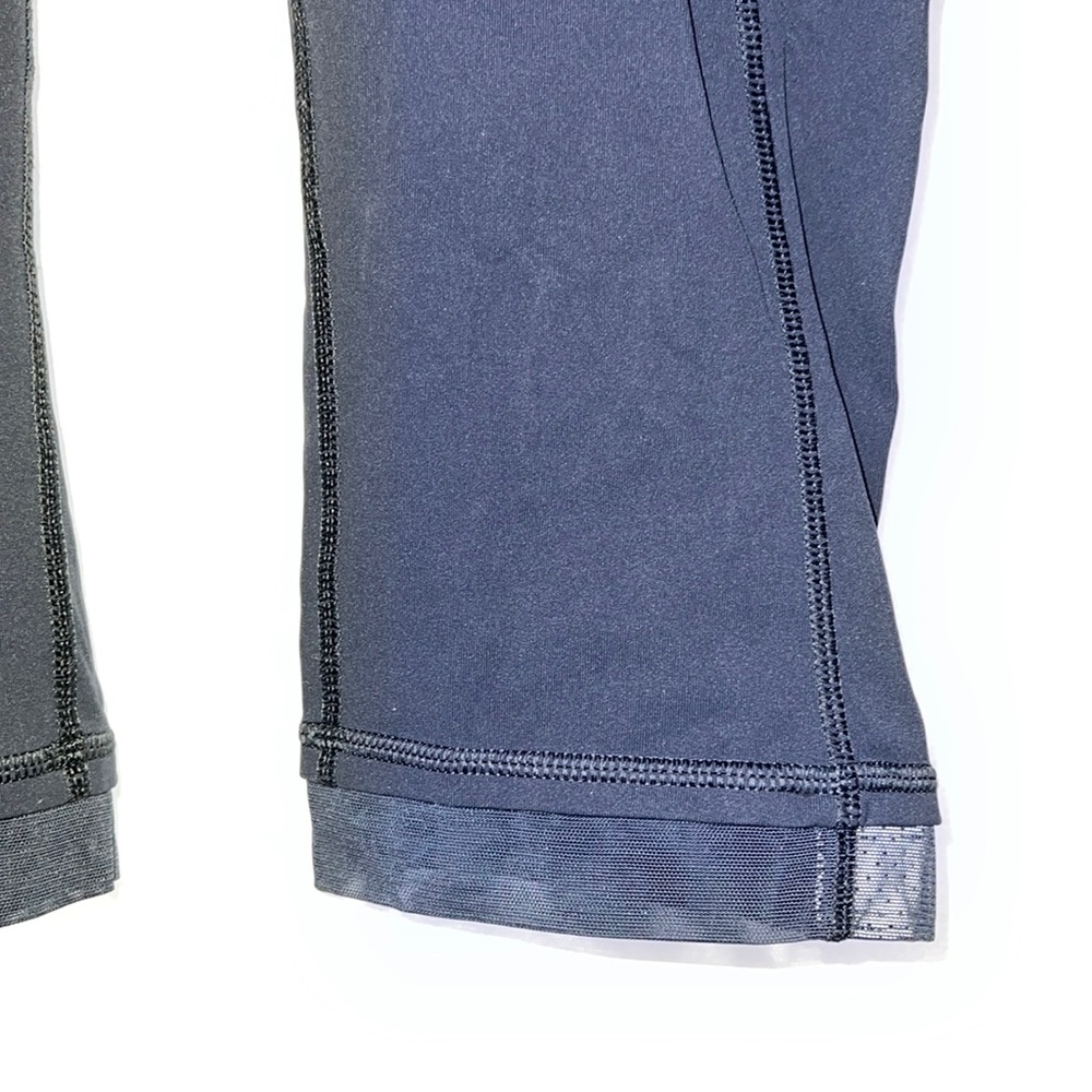 Lululemon crop track leggings pants size 8 - Picture 3 of 9